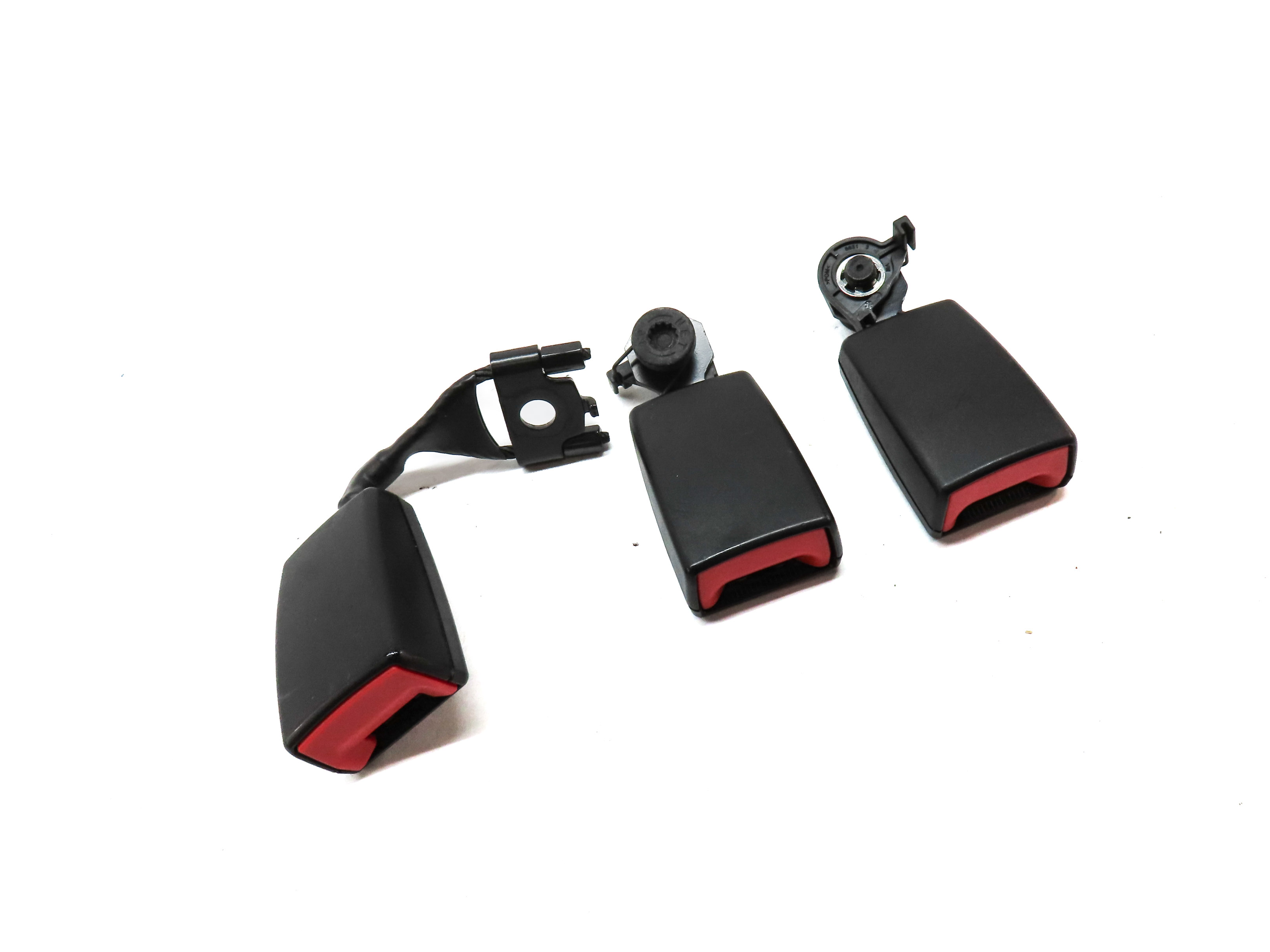 2013 PORSCHE CAYENNE (958) REAR LEFT/CENTER/RIGHT SEATBELT BUCKLE RECEIVER SET/3 — exact item pictured